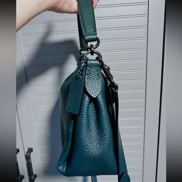 Coach Green Pebbled Leather Shay Crossbody Bag NWOT MSRP: $398.00